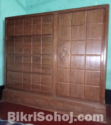 সেগুন কাঠের ওয়ারড্রব বিক্রয় হবে